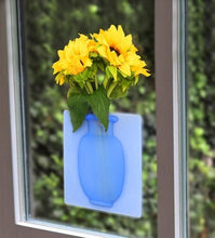 Load image into Gallery viewer, 3x Magic Silicone Vase - Stick to Windows & Walls, Space-Saving Flower Display