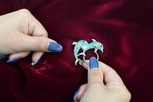 Load image into Gallery viewer, 2-in-1 Magnetic Brooch-Glasses Holder Elegant & Unique Glasses Holder