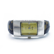 Load image into Gallery viewer, Women Bangle Bracelet Watch - Designer Style