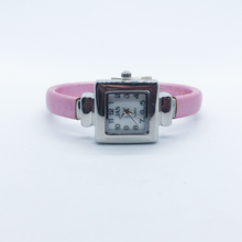 Load image into Gallery viewer, Lady Quartz Bangle Watch JAS- Two colours-Pink, Purple