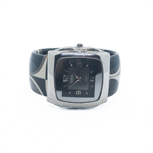 Load image into Gallery viewer, Quartz Bangle Bracelet Watch-Black