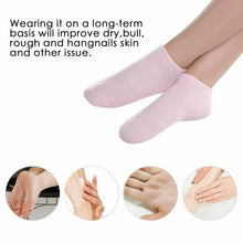 Load image into Gallery viewer, SwissCare Moisturising Gel Socks Gloves Set w/ Vitamin E Jojoba Oil