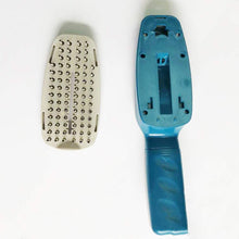 Load image into Gallery viewer, Anti-static Cat Dog Pet Hair Shedding Ionic Comb Pet Slicker Brush Hair Tangled Remover
