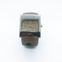 Load image into Gallery viewer, Quartz Bangle Bracelet Watch-Square-Brown-Black spots
