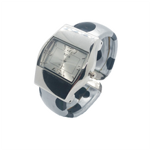 Load image into Gallery viewer, Lady Quartz Bangle Watch JAS-Black spot
